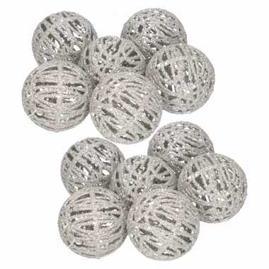 12x rotan kerstballen zilver met glitters 5 cm kerstboomversiering